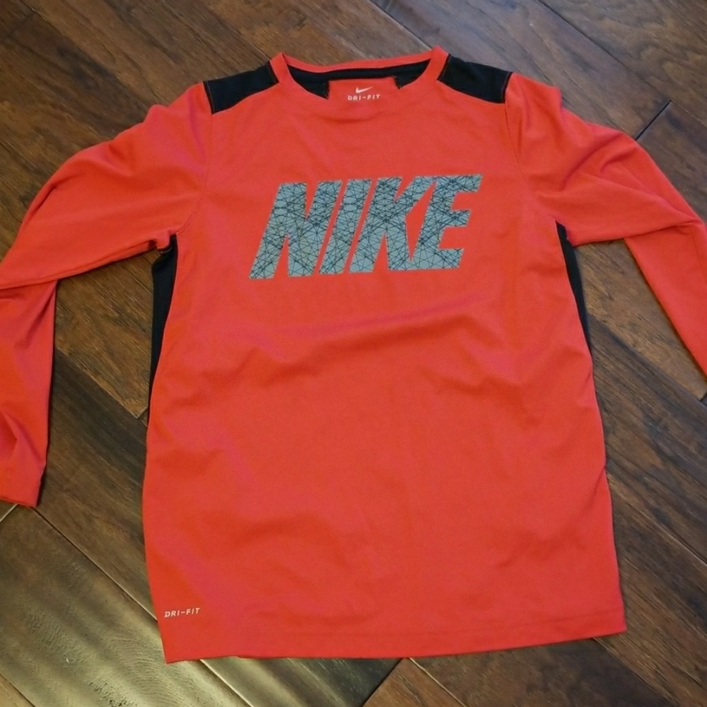 Nike shirt